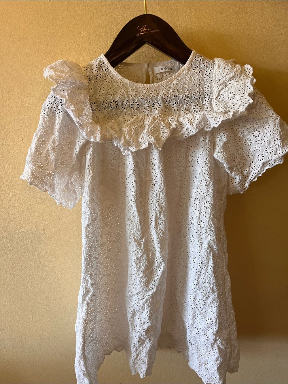 Doen Ruffle White Mini Dress - Picture 2 of 12